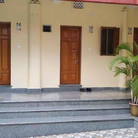 Nest Guest House Bhubaneswar Exteriör bild