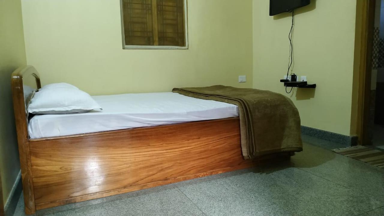 Nest Guest House Bhubaneswar Exteriör bild